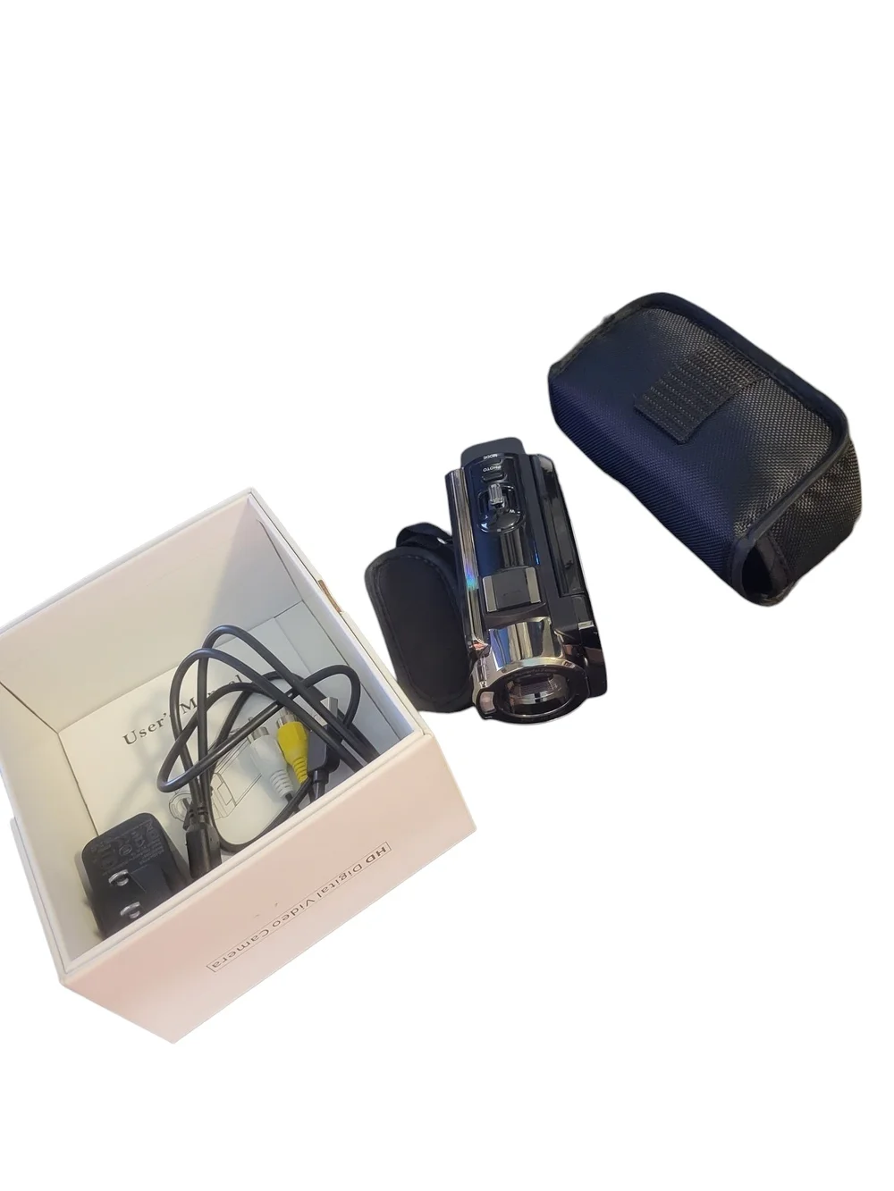 HD Digital Video Camera - White - Picture 4 of 4